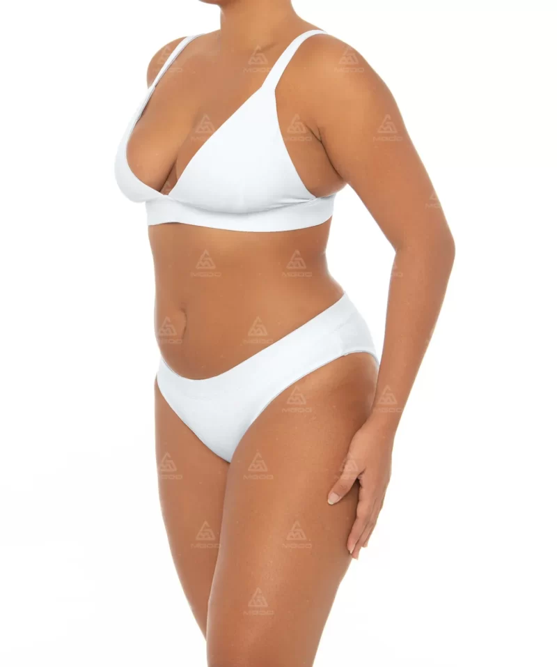 PLUS03 Double Straps Deep V Sexy Metal Buckle Plus Size Swimsuit 02